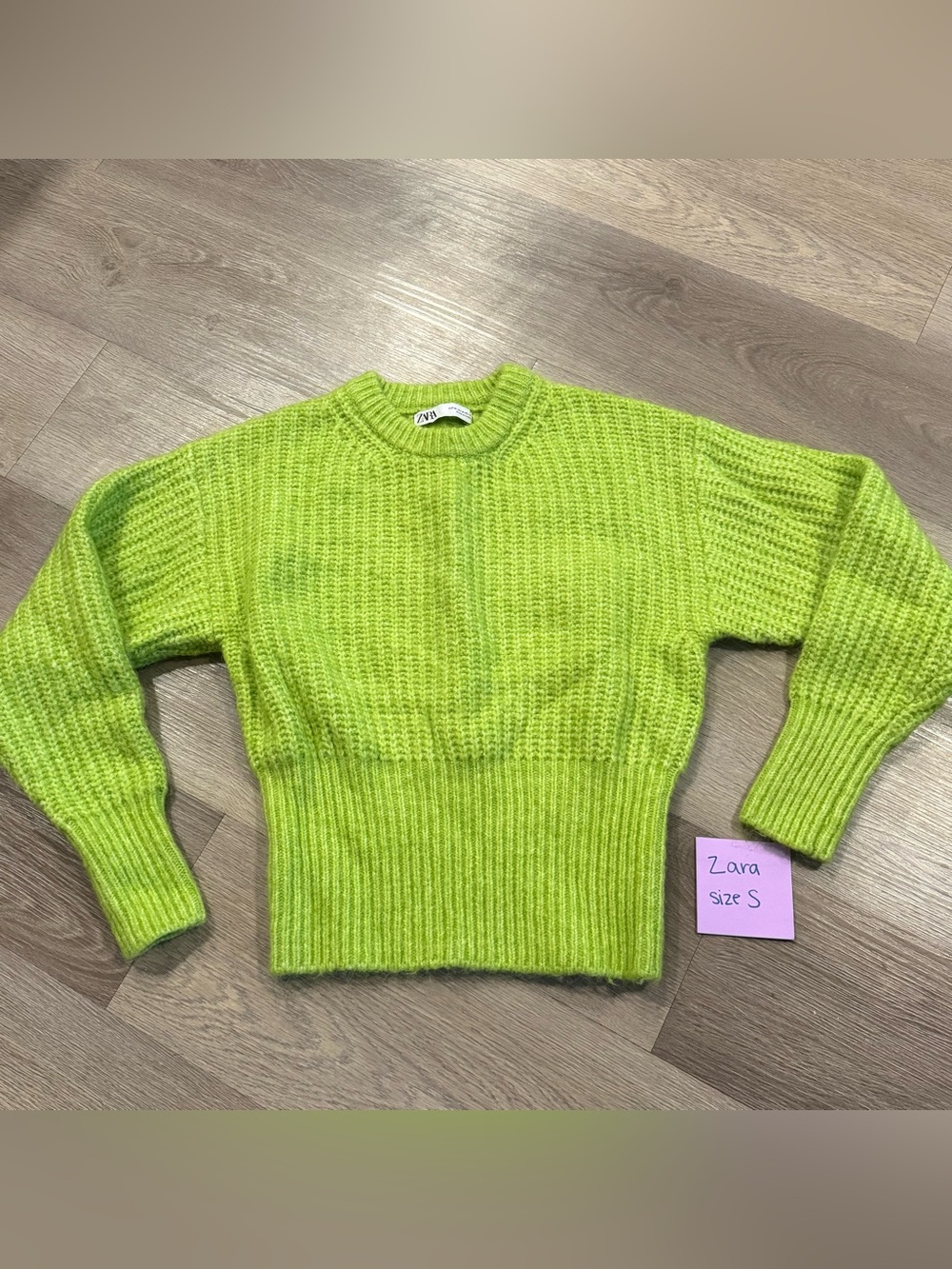 Zara Neon Green Ribbed Knit Sweater - Women's